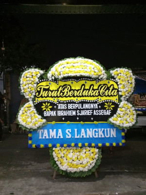 Papan Bunga Duka di Sukorambi